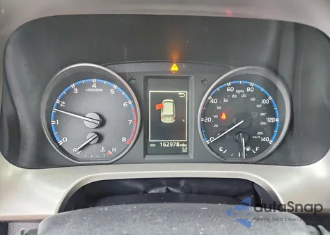 2018 Toyota Rav4 Le z USA, uszkodzony, nr VIN JTMBFREV0HJ711428